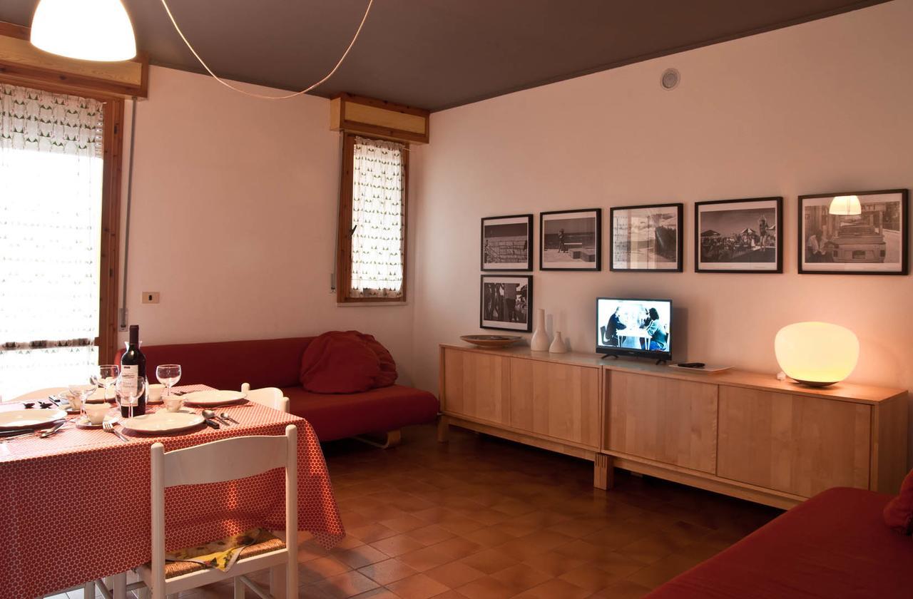 Appartamento Con Terrazza Lido delle Nazioni Exteriör bild